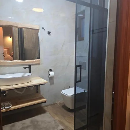 Bujtina Moskopoli Bed & Breakfast