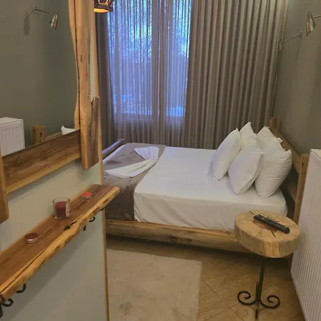 Bujtina Moskopoli * Voskopoje