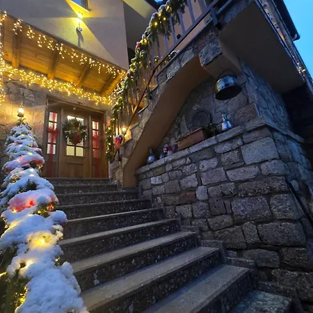 Bujtina Moskopoli Bed & Breakfast